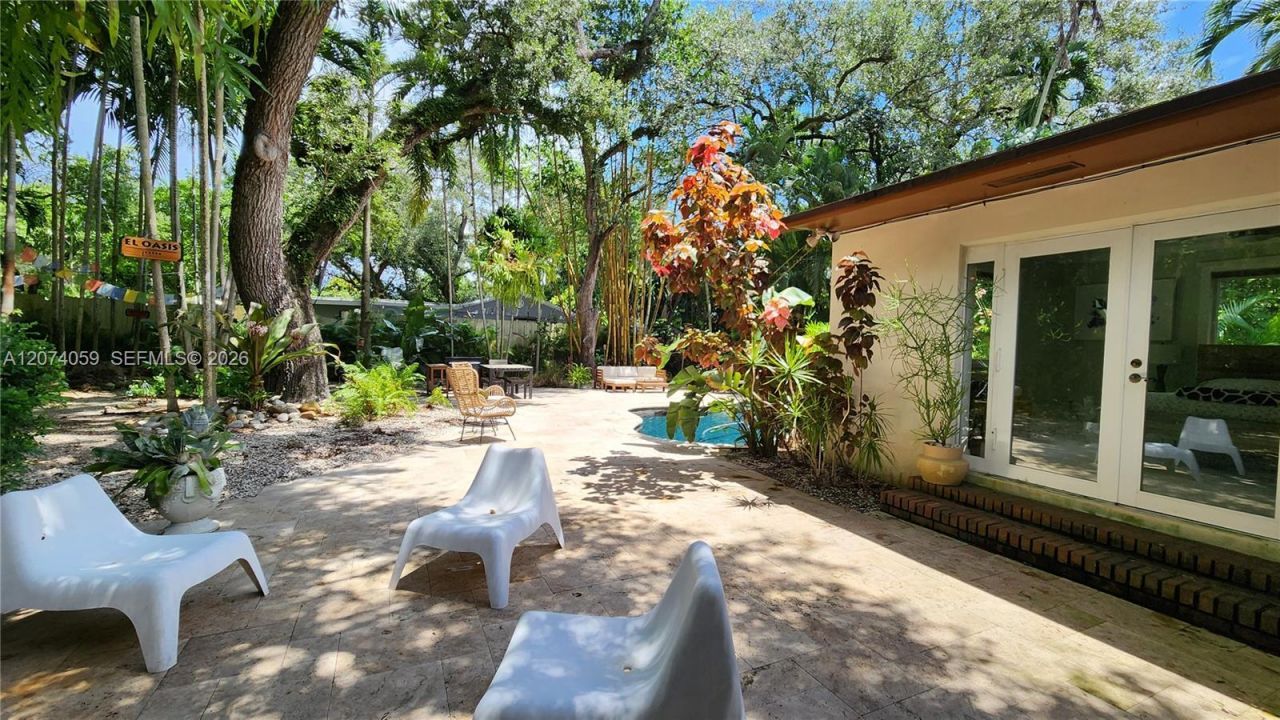 391 NE 131st St , North Miami, FL 33161 Photo