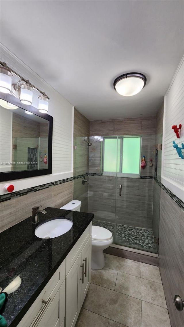 391 NE 131st St , North Miami, FL 33161 Photo