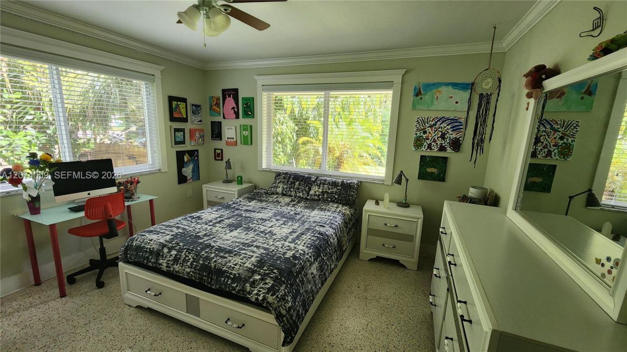 391 NE 131st St , North Miami, FL 33161 Photo