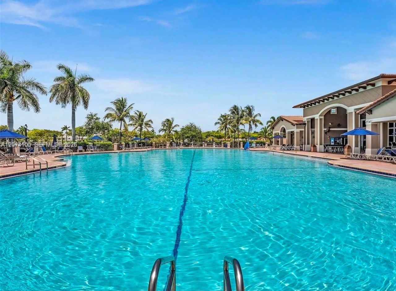 9259 SW 227th St, Unit 9-25, Cutler Bay, FL 33190 Photo