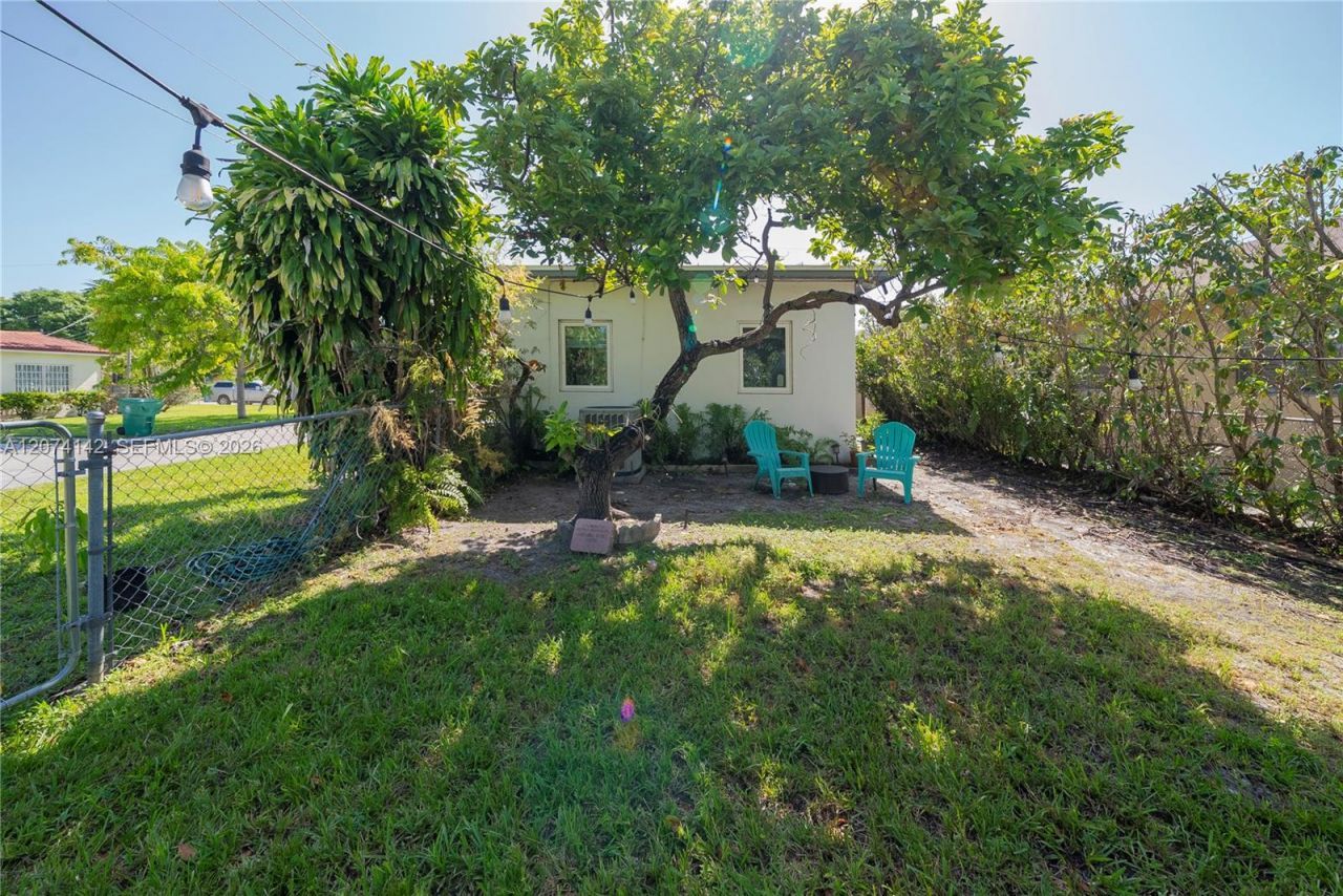 3130 SW 27th Ter , Miami, FL 33133 Photo