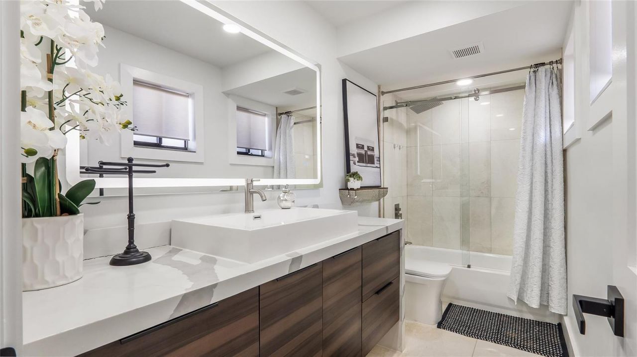 1410 Sheridan Street, Unit 7I, Hollywood, FL 33020 Photo