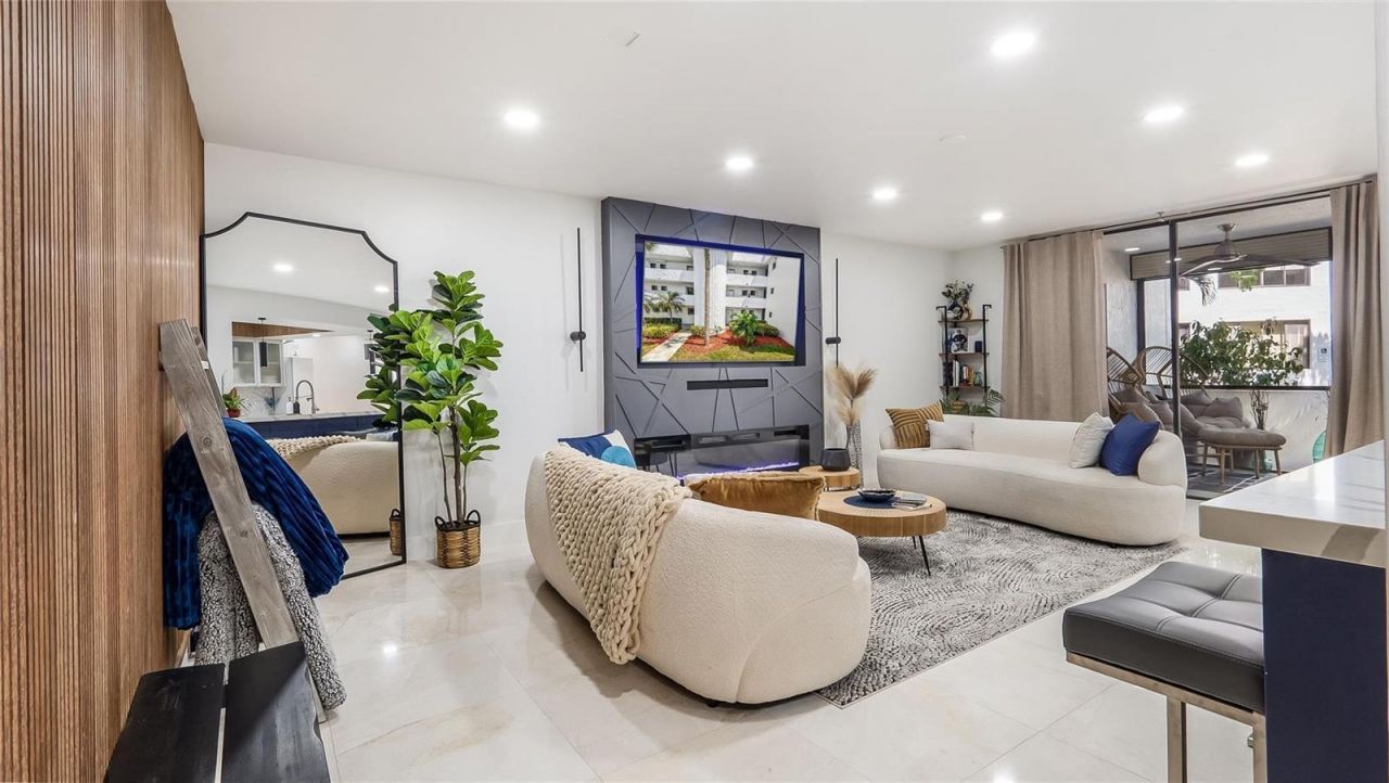1410 Sheridan Street, Unit 7I, Hollywood, FL 33020 Photo