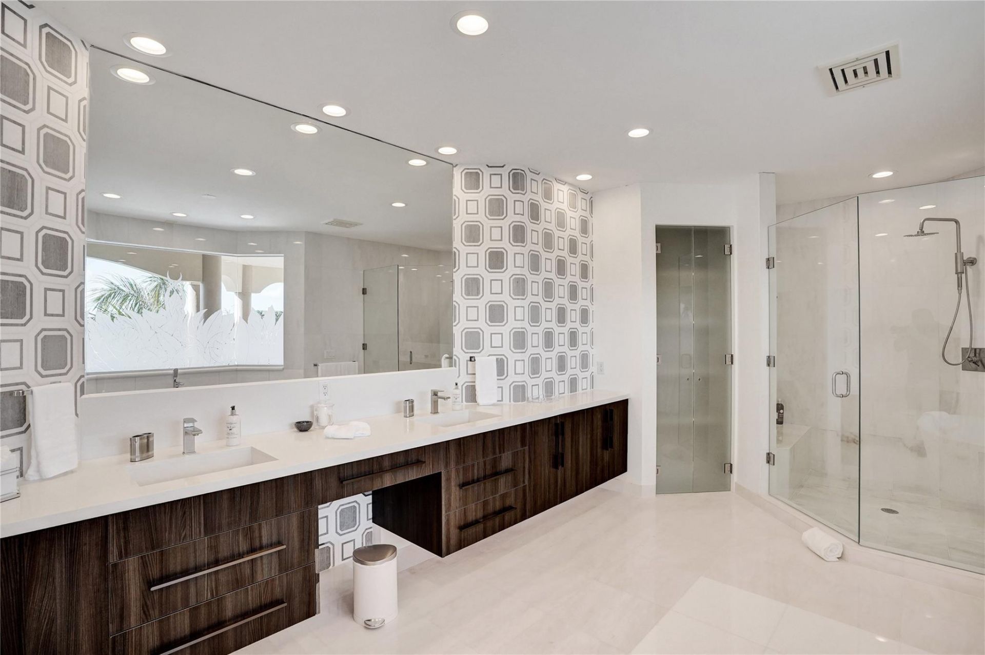 2584 SE 12th Street, Pompano Beach, FL 33062 Photo