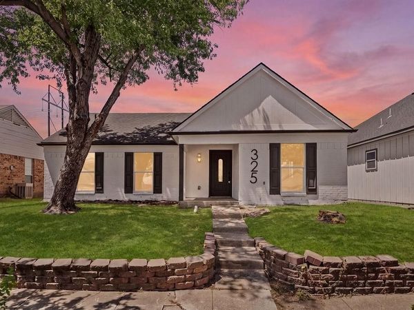 325 Chancellorsville Drive , Mesquite, TX 75149
