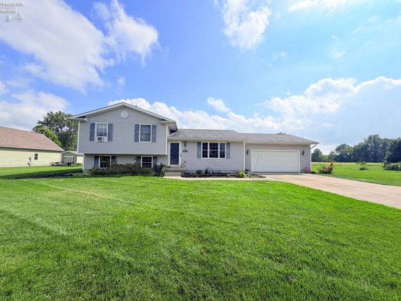 6410 Royce Drive, Marblehead, OH 43440 Photo 1