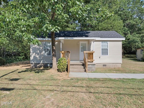 800 N 18th Avenue , Humboldt, TN 38343