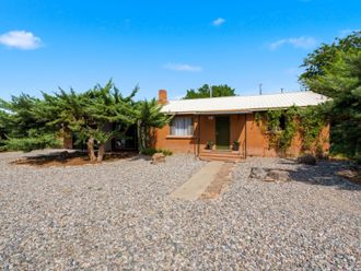 749 S McCurdy Espanola, NM 87532