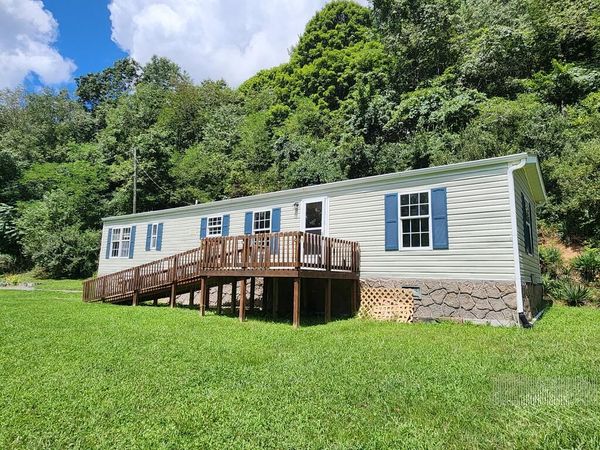 266 Ball Dairy Road, Bluefield, WV 24701
