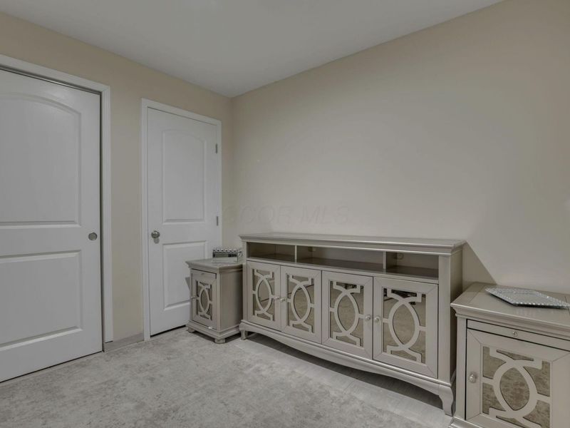 7844 Adare Court, Unit 5, Dublin, OH 43016 Photo 35