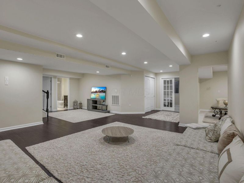 7844 Adare Court, Unit 5, Dublin, OH 43016 Photo 49