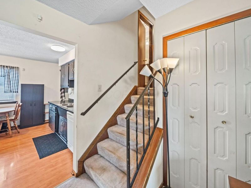 5329 Refugee Road, Columbus, OH 43232 Photo 15
