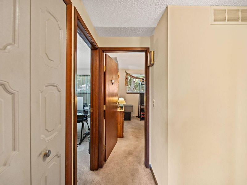 5329 Refugee Road, Columbus, OH 43232 Photo 33