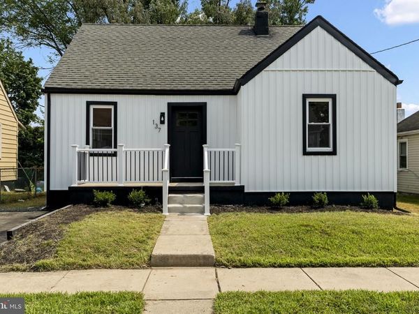 137 ARDSLEY AVE, TRENTON, NJ 08638