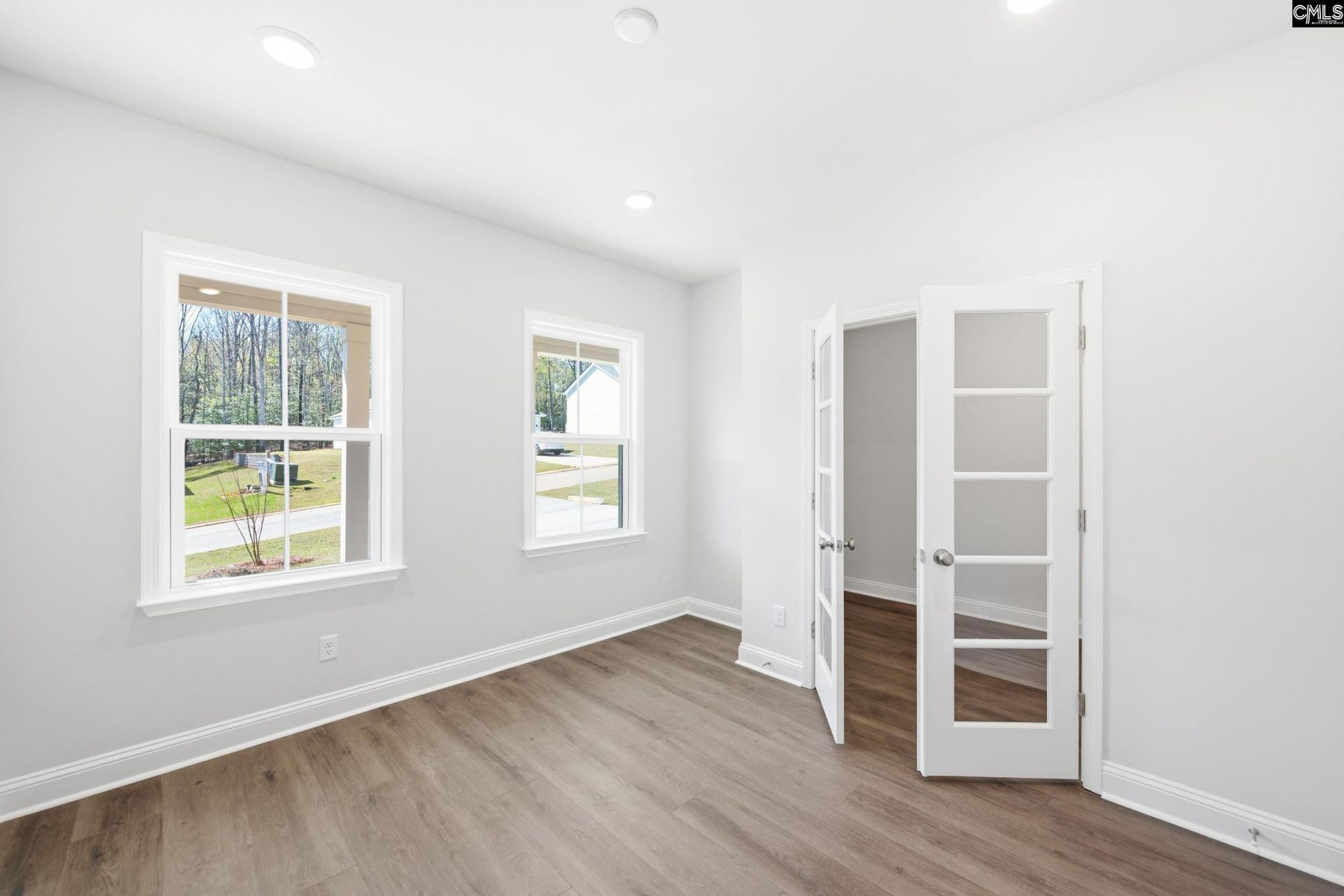 321 Mont Haven Place  Photo 7