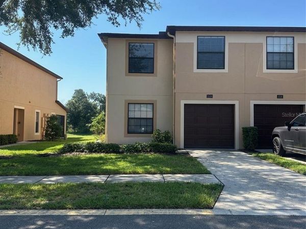 2516 EDGEWATER FALLS DRIVE , BRANDON, FL 33511