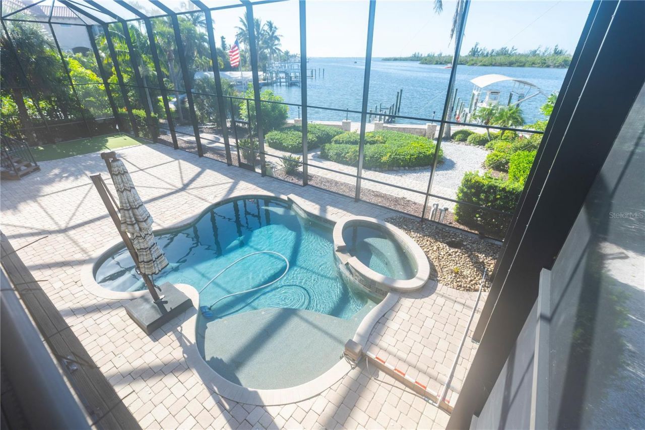 100 Buccaneer Bend, Placida, FL 33946 Photo