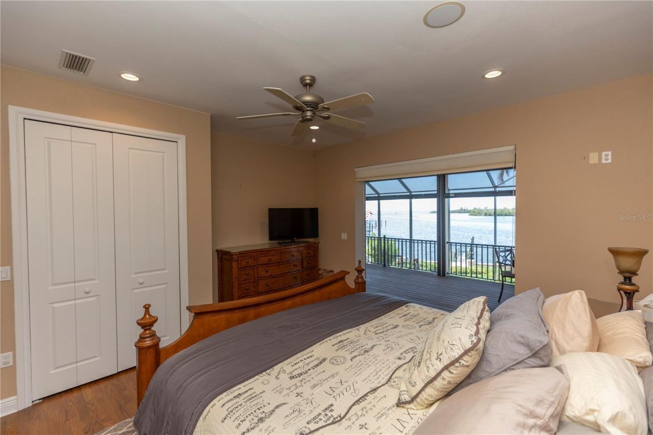 100 Buccaneer Bend, Placida, FL 33946 Photo
