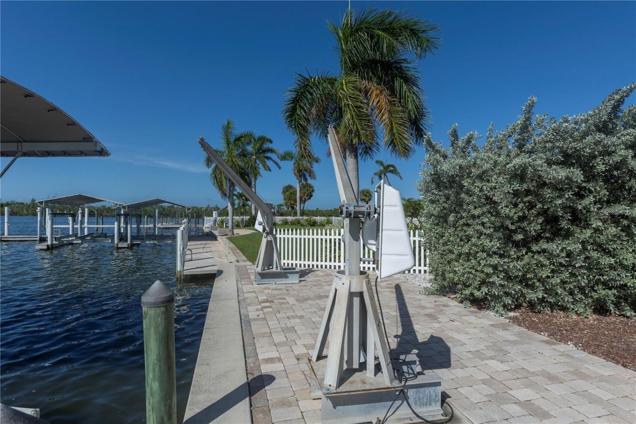 100 Buccaneer Bend, Placida, FL 33946 Photo