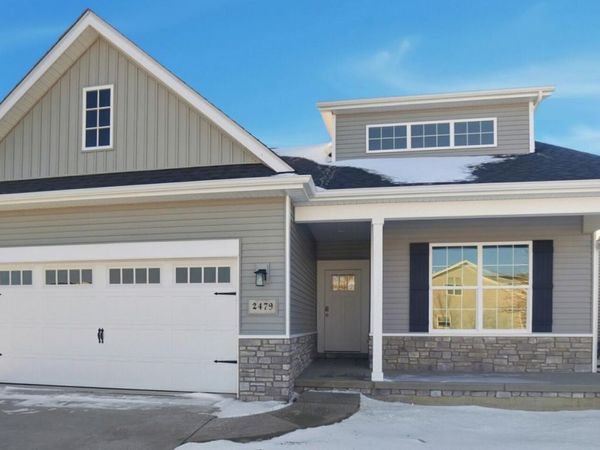 2301 Falling Waters Lane , Perrysburg, OH 43551