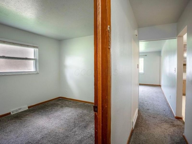 5521 Redwood Road, Columbus, OH 43229 Photo 13