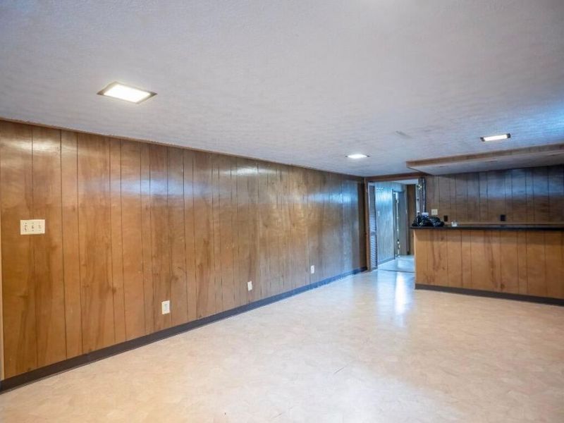 5521 Redwood Road, Columbus, OH 43229 Photo 24