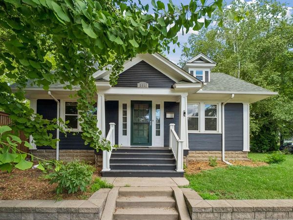 358 Cretin Avenue S, Saint Paul, MN 55105