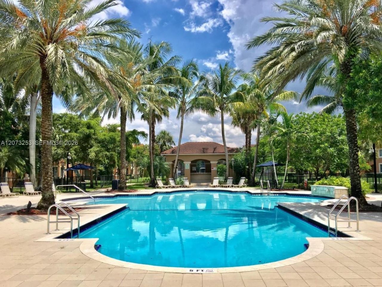 8060 N Nob Hill Rd , Unit 101, Tamarac, FL 33321 Photo