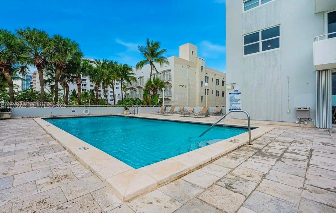 465 Ocean Dr , Unit 219, Miami Beach, FL 33139 Photo