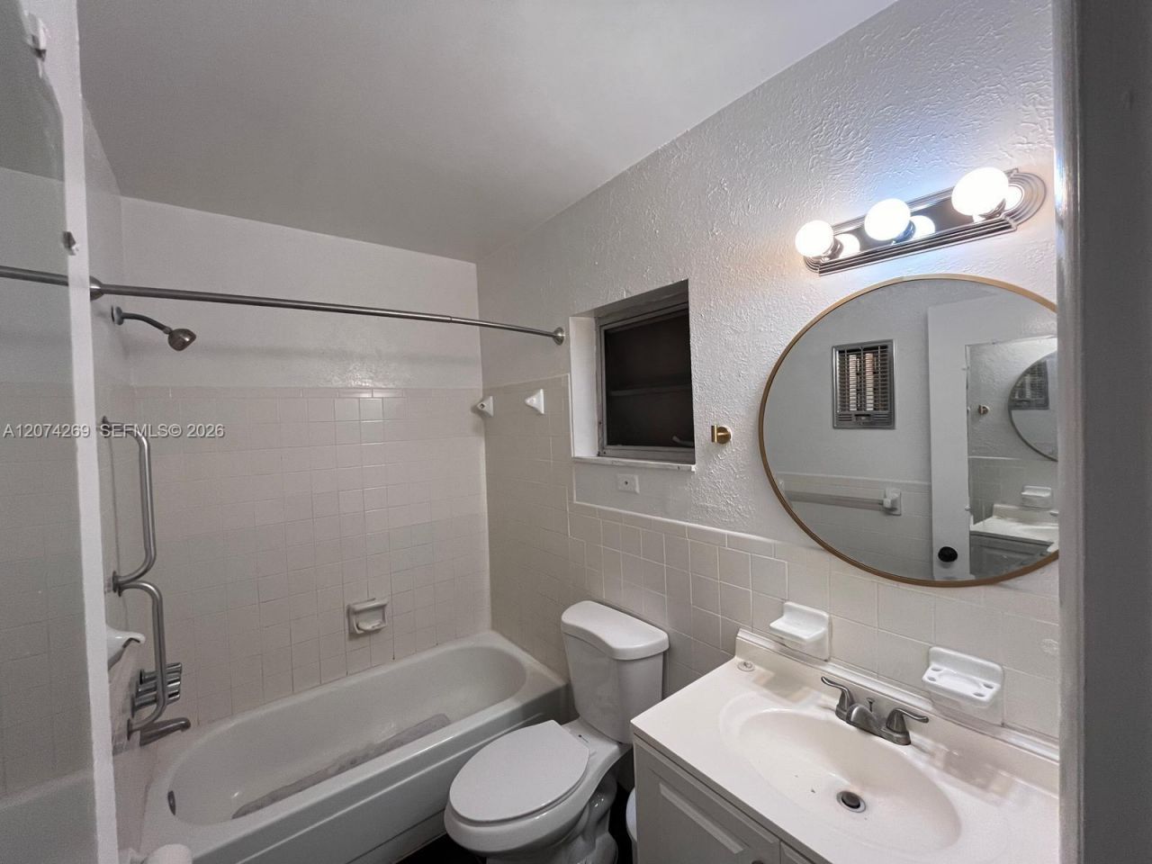1824 Monroe St , Unit 12, Hollywood, FL 33020 Photo