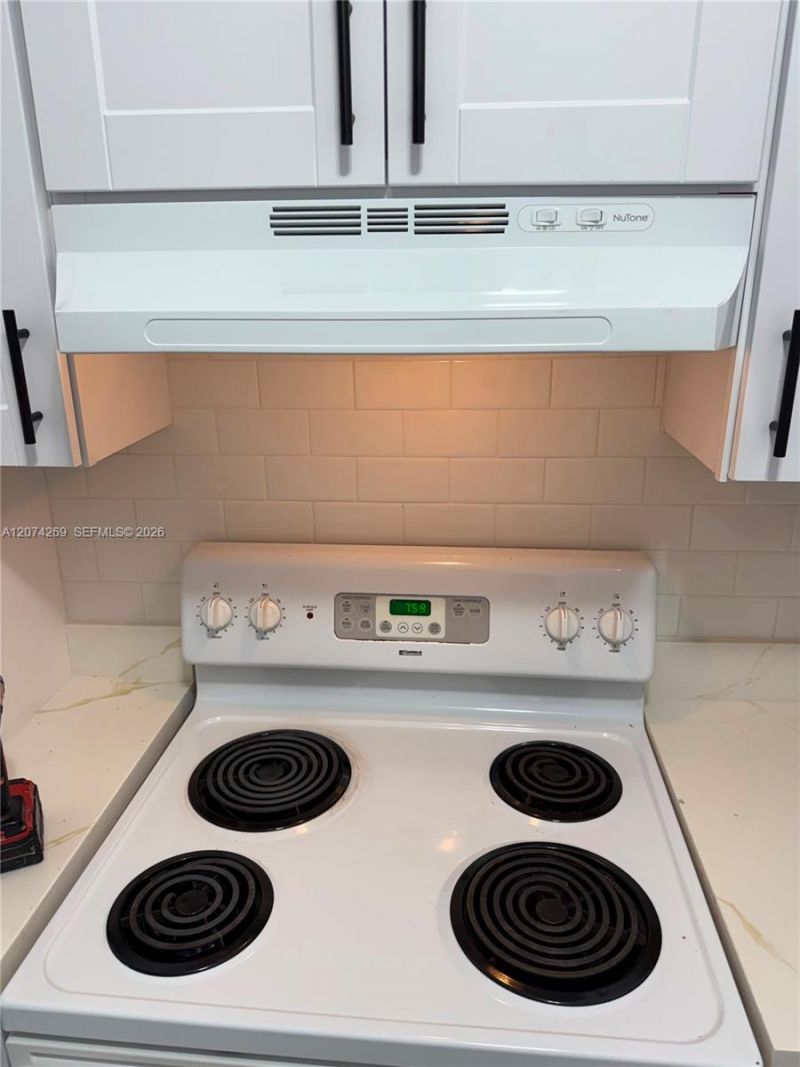 1824 Monroe St , Unit 12, Hollywood, FL 33020 Photo
