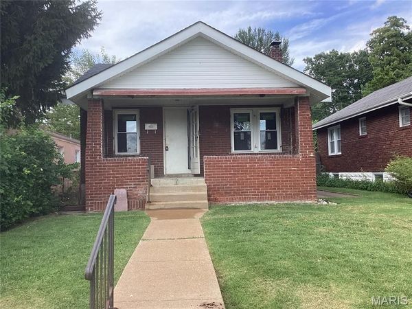8249 Appleton Drive , University City, MO 63132