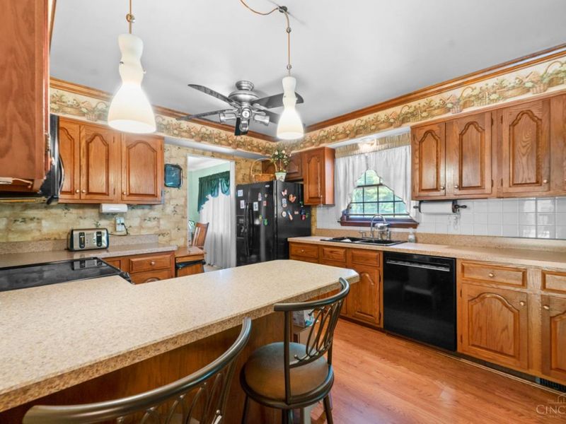 5468 Bellfield Lane, Green Township, OH 45238 Photo 13