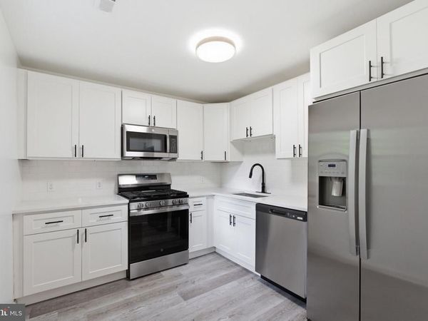 1419 VICTORY AVENUE, WILLIAMSTOWN, NJ 08094