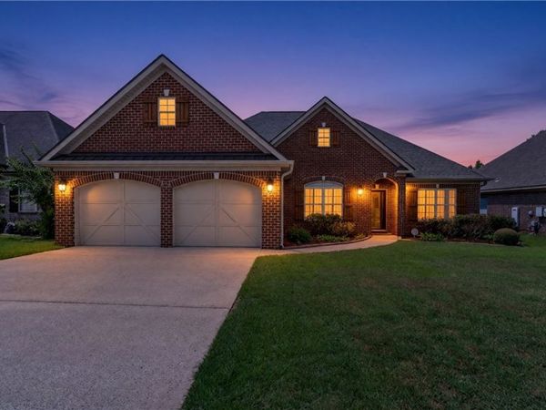 13618 Old Ivey Drive, Northport, AL 35475