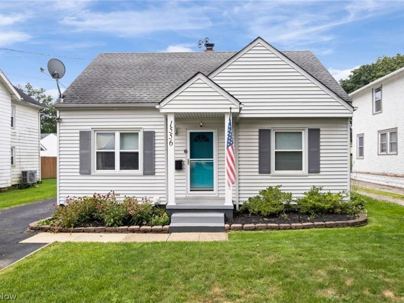 1556 Campbell Street, Cuyahoga Falls, OH 44223 Photo 1