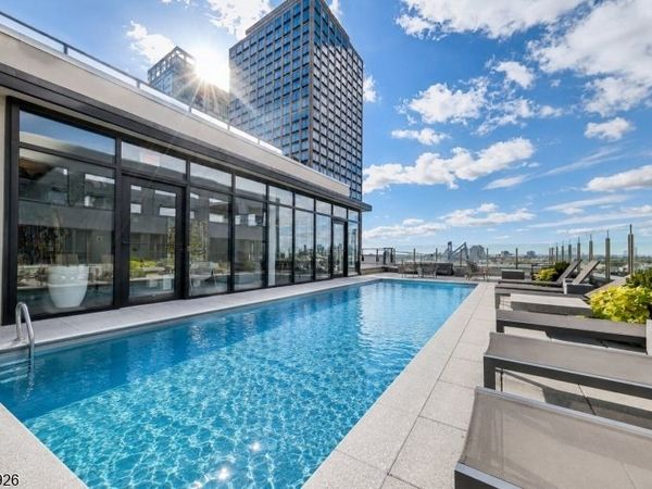 160 1St St unit 1111, Jersey, NJ 07302