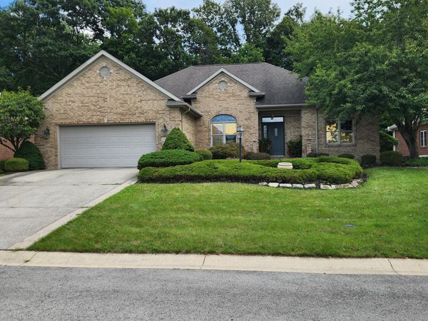 2776 Hickory Grove Court, Findlay, OH 45840