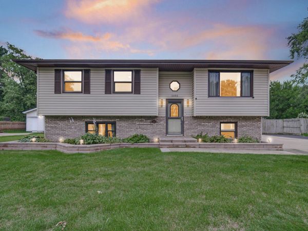 5083 Sunrise Avenue , Portage, IN 46368