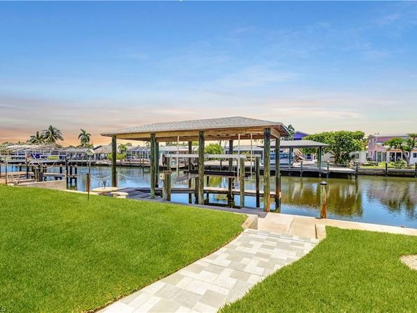 140 Egret ST, FORT MYERS BEACH, FL 33931