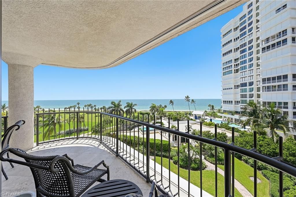 4251 Gulf Shore Blvd N, Unit 6D, Naples, FL 34103 Photo
