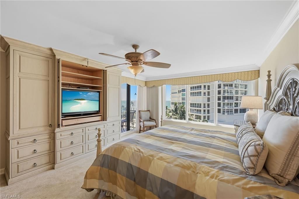4251 Gulf Shore Blvd N, Unit 6D, Naples, FL 34103 Photo