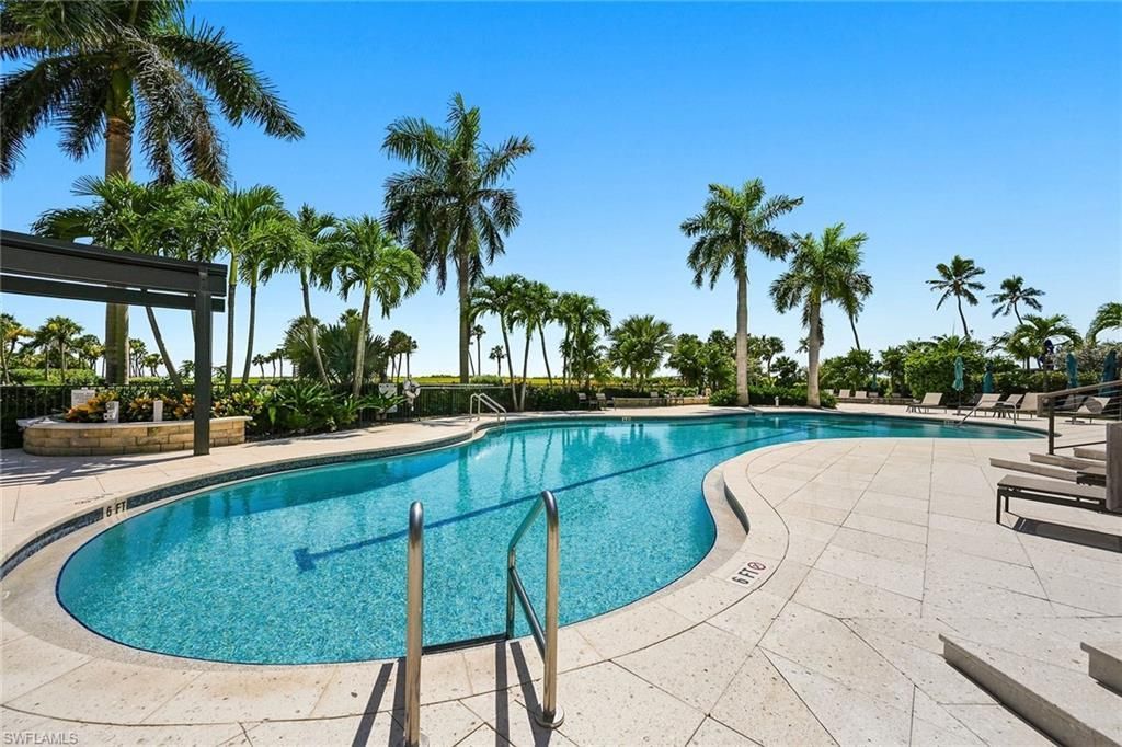 4251 Gulf Shore Blvd N, Unit 6D, Naples, FL 34103 Photo