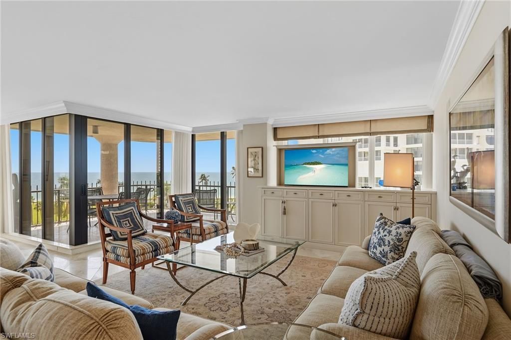 4251 Gulf Shore Blvd N, Unit 6D, Naples, FL 34103 Photo