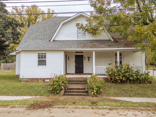 201 Fairgrounds St N, Jackson, TN 38301