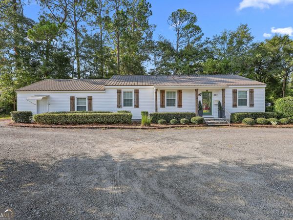 305 Ty Ty Street, Jesup, GA 31545