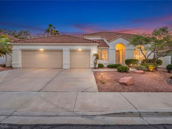 1605 Saint Katherine Circle, Las Vegas, NV 89117