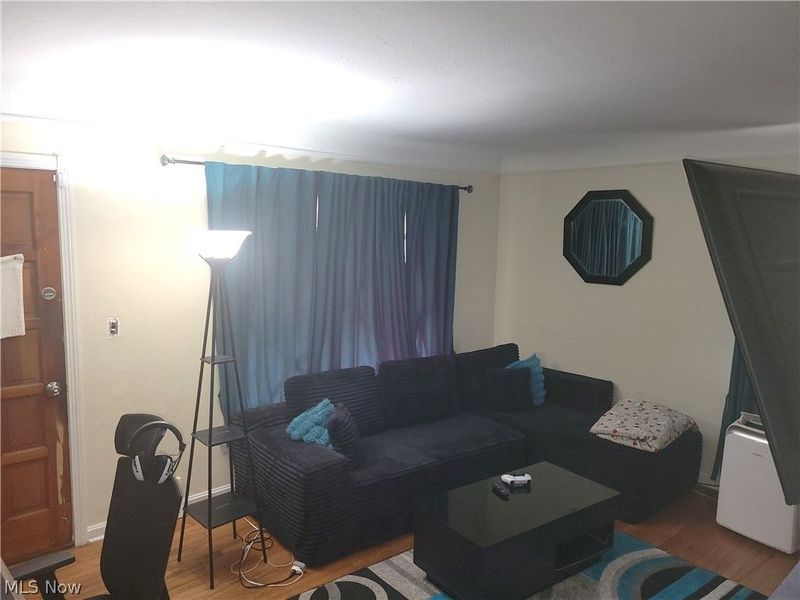 4433 E 156th Street, Cleveland, OH 44128 Photo 6