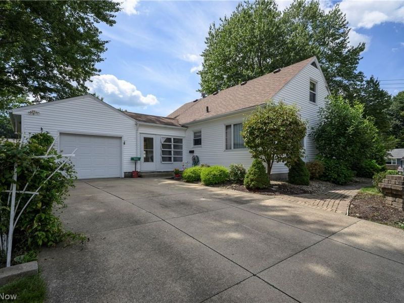 189 36th Street SW, Barberton, OH 44203 Photo 5