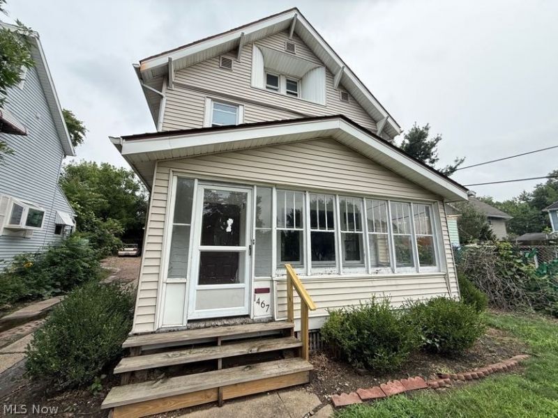 1467 Beardsley Street, Akron, OH 44301 Photo 3